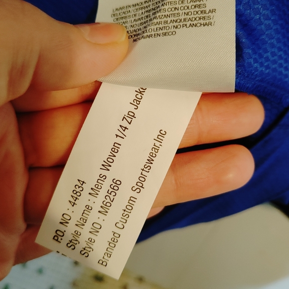 Nike NHL NWT 2018 World Junior Blue Windbreaker - Picture 6 of 6